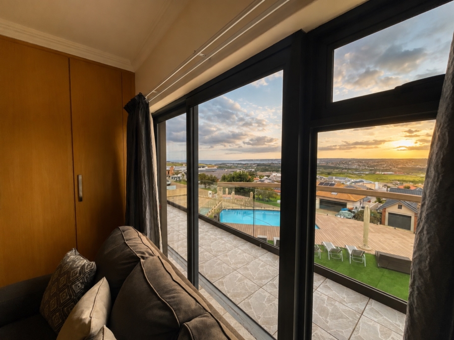 6 Bedroom Property for Sale in Monte Christo Western Cape